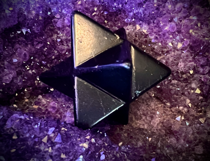 次石墨 Shungite 1